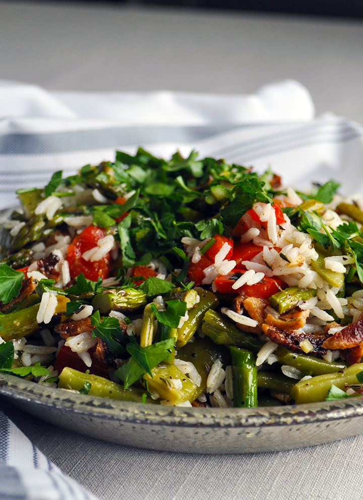 Easy vegetable rice pilaf with bacon.